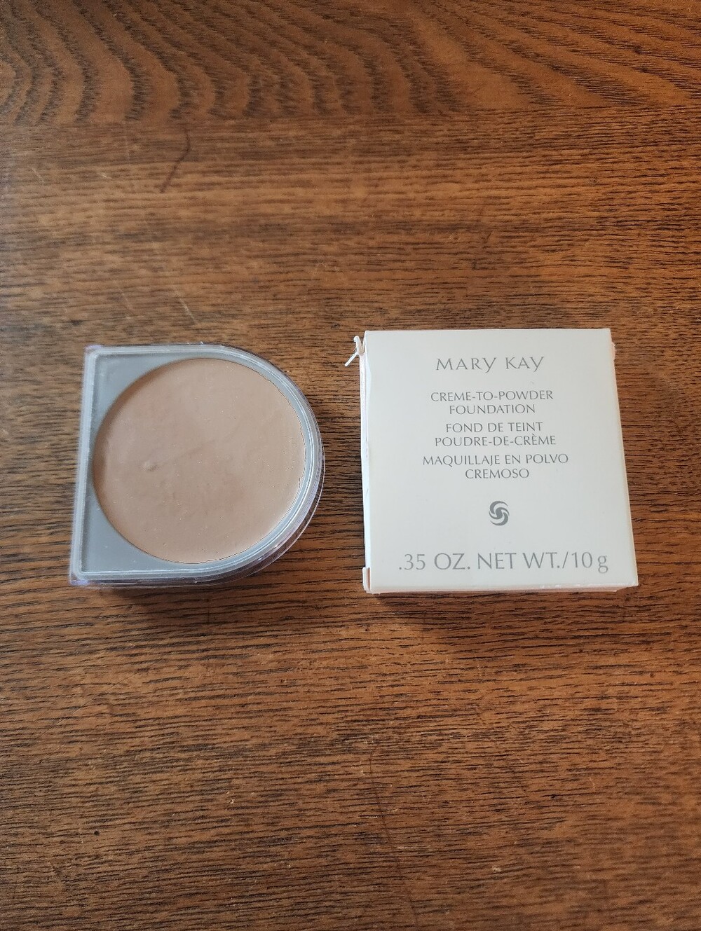 MARY KAY Creme To Powder Foundation Ivory 1.0